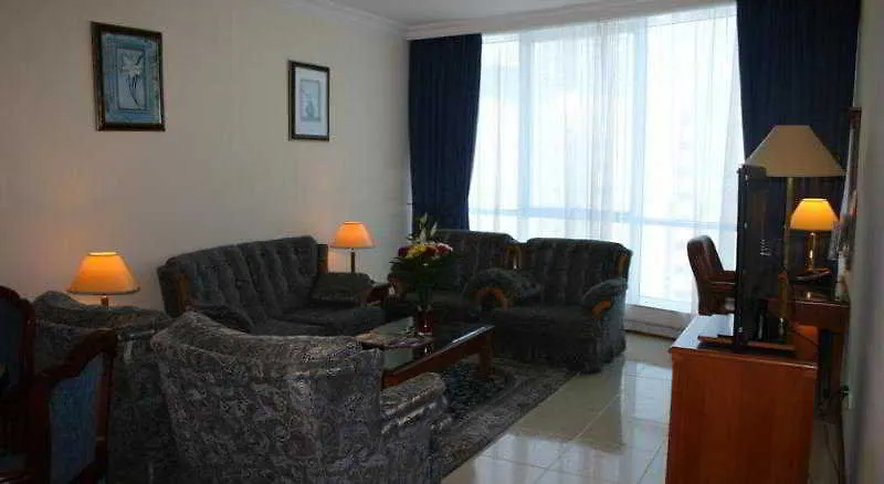 Grand Excelsior Hotel Шарджа 5*,